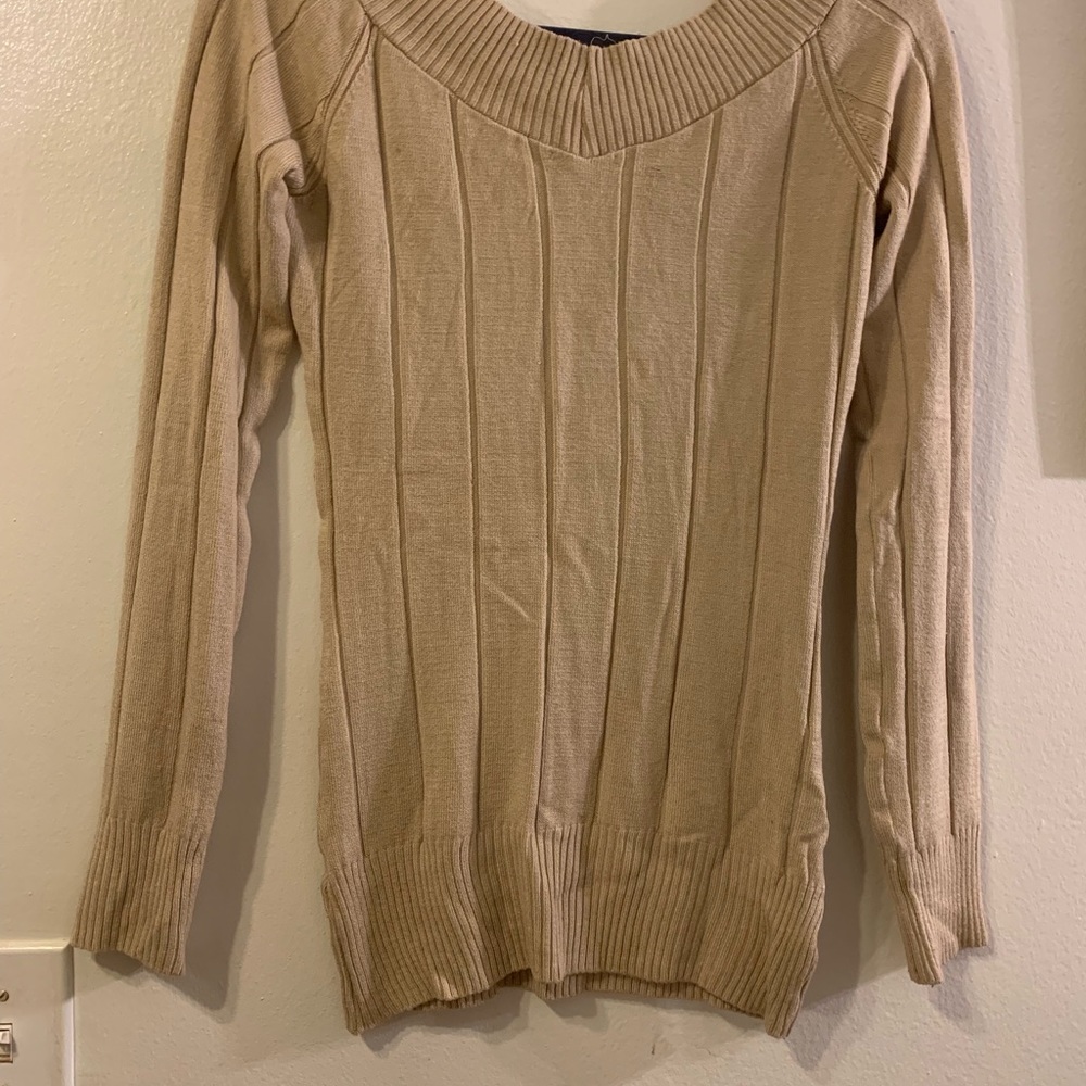 Ladies Top - Picture 3 of 6